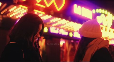 RED LIGHT