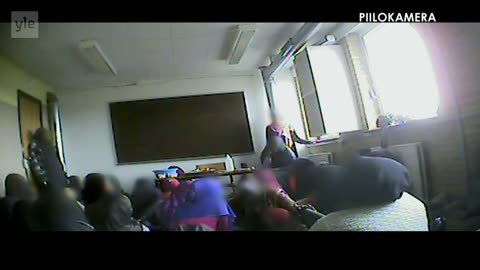 Behind the Veil of the Mosques (2016) (CC)