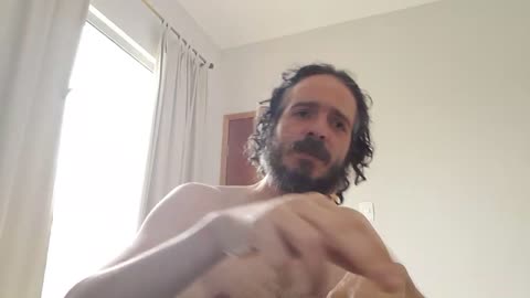 Comunismo = cristianismo (e ambos são niilistas)