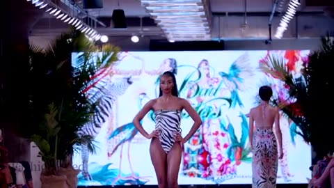 Bad Sisters Spring/Summer 2023 LA Swim Week - Art Hearts