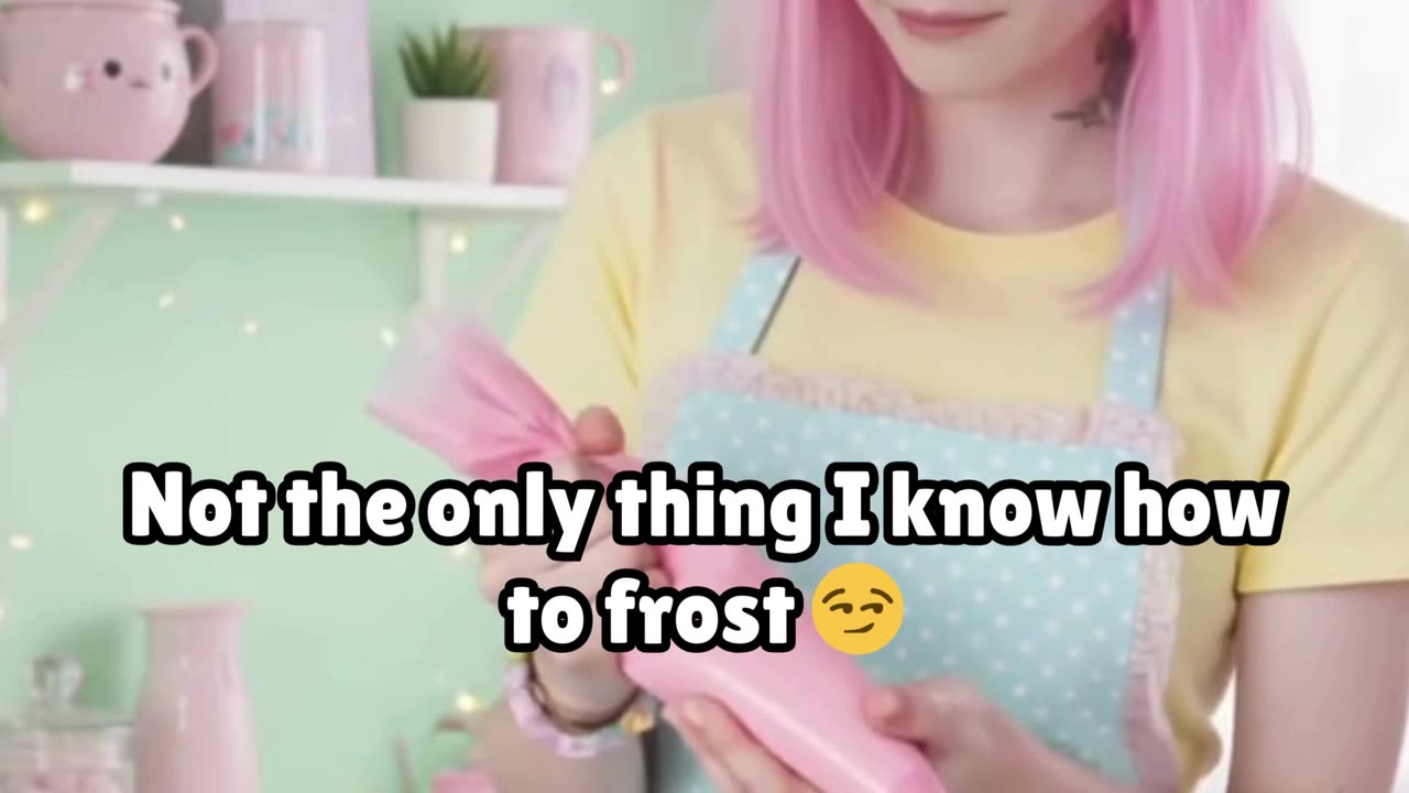 Cupcake therapy 🍰💖 who wants one?