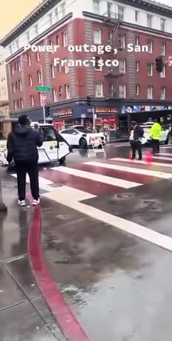 Waymo halts service during massive