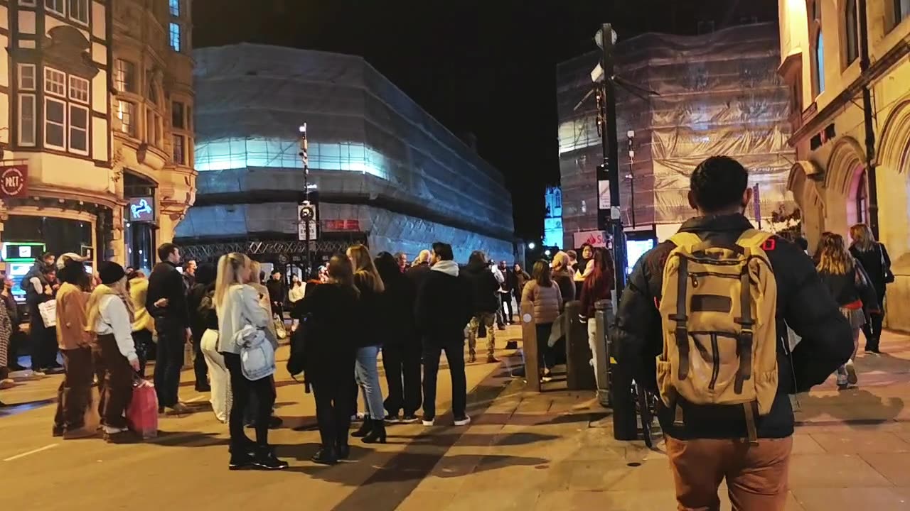 Xiaomi 13 Pro - OCT25 Reel - Raw UNCUT