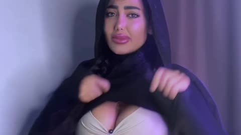 Hot lady🥰🥰😈😈😈🤤big booty