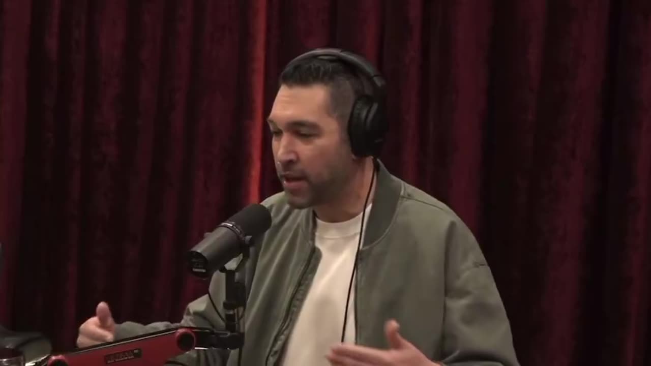 U.S. Media Sensationalizes HHS Cuts, but WHY? Rogan and Smith discuss