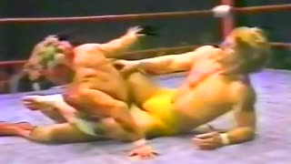 (1983.10.10) Kerry, Kevin & David Von Erich vs Michael Hayes, Terry Gordy & Buddy Roberts - WCCW