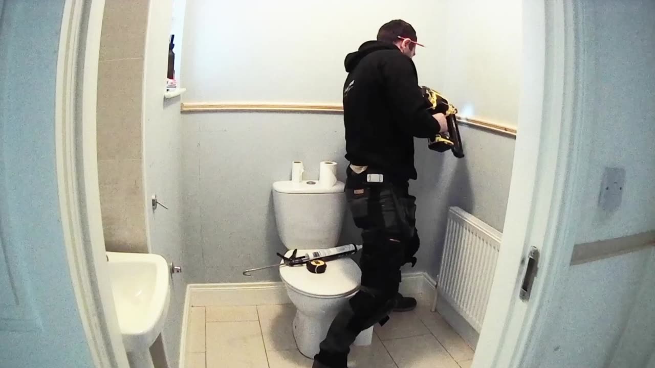DIY Dado Rail in the Bathroom! Measuring and installing