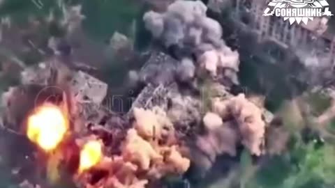 Ukrainian Airstrikes Level Massive Concrete Shell of a Former Highrise in Occupied New York