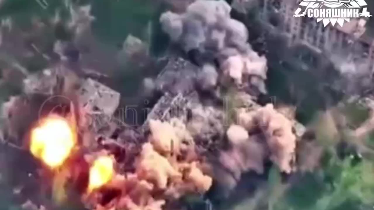 Ukrainian Airstrikes Level Massive Concrete Shell of a Former Highrise in Occupied New York