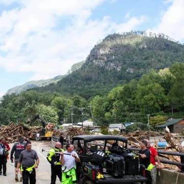 Amish Volunteers Lead Rebuilding in Chimney Rock After Hurricane Helene