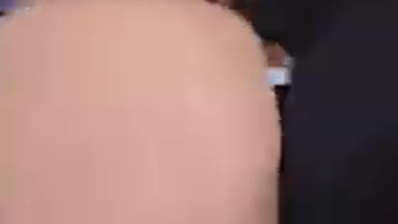 Big Booty Clap _ Earthquake Warning