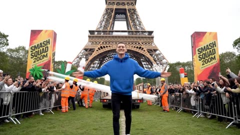 SmashDaddy | I Turned the Eiffel Tower into a Bong