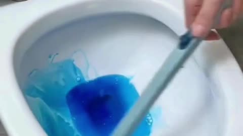Disposable Bathroom Brush = No More Dirty Hands!