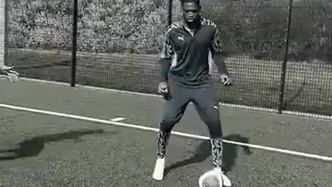 Viral: OLD VS NEW FOOTBALL⚽️❤️