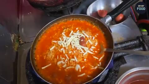Do You Know Ramen Rice?! Legendary School-Front Snack Shop Drawing Crowds Nationwide