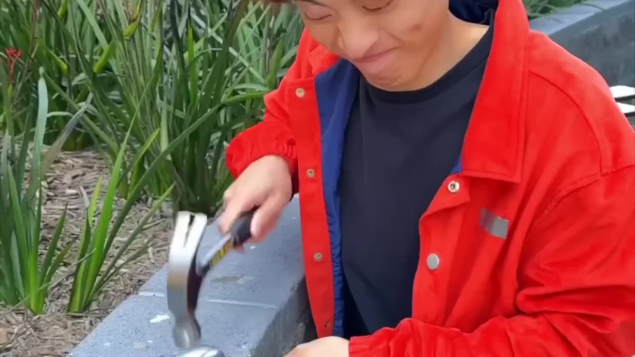 “Genius Life Hack by Alan Chikin Chow – Works Like Magic! 🧠✨”
