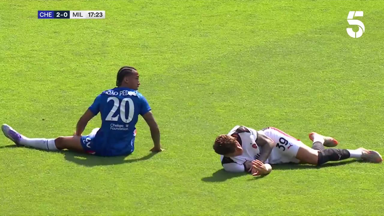 Andrei Coubis red card vs Chelsea