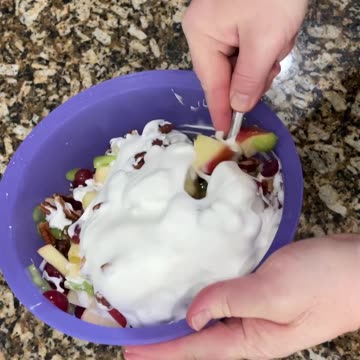 Classic Waldorf Salad