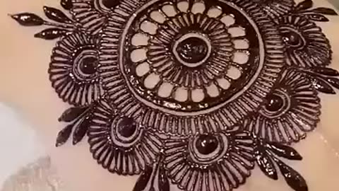 simple Tikka mehandi design for back hand shes mehandi design