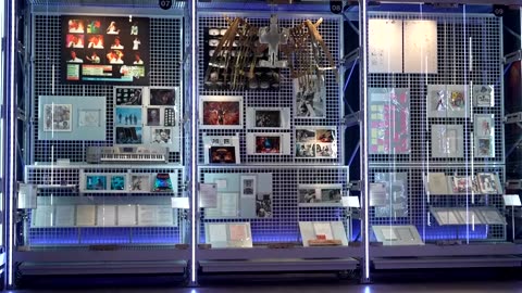 'Polymath' David Bowie's archive to open in London V&A center