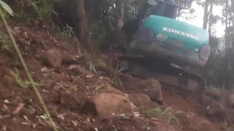 teep Mountain. Heavy Machine. Zero Room for Error — You Gotta See This 1-Minute Cleanup!