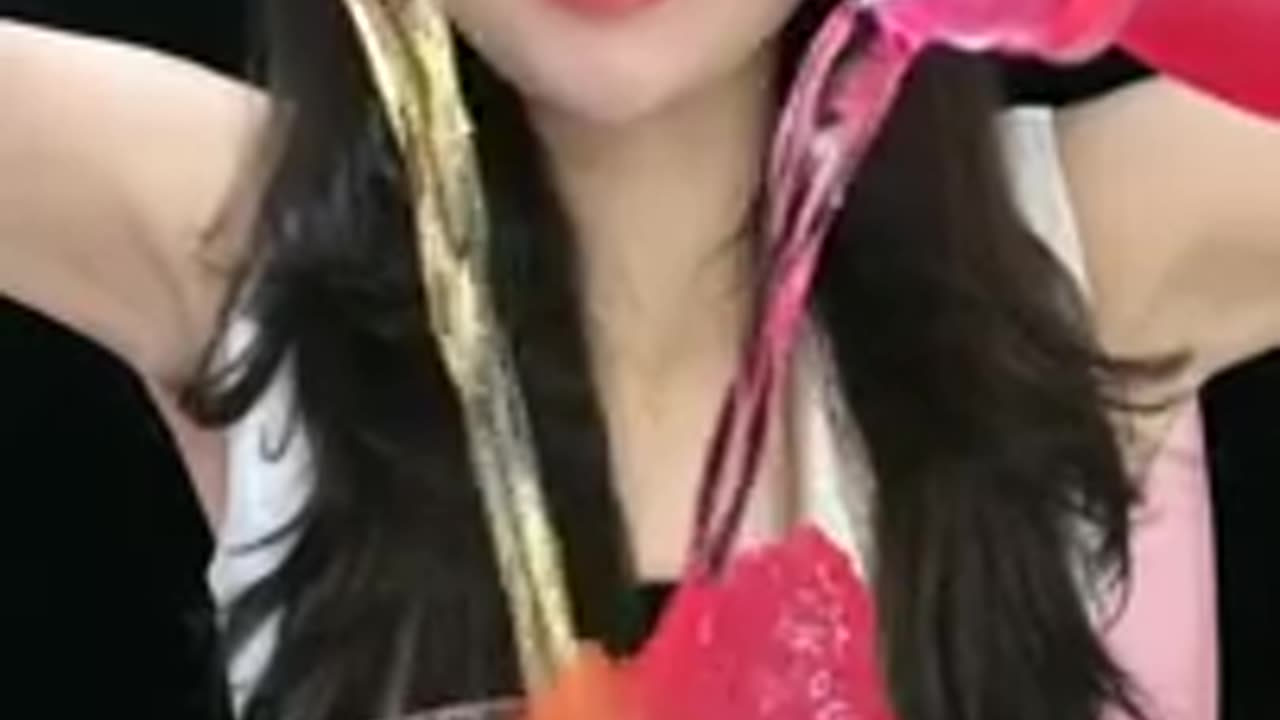 Amazing: ASMR MUKBANG ICE EATING SOUNDS FROM THE FROZEN WATER