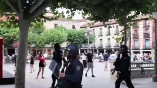 🇪🇸 Police in Alcalá de Henares fired rubber bullets at a patriotic demonstration