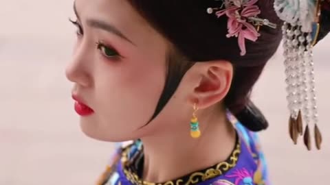 China women permanently altered their feet for beauty