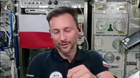 KOSMICZNE KŁAMSTWO Z UZNAŃSKIM