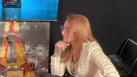 The Emotional Trap of “I Made It”: Why Chasing Wins Becomes Self-Blame | Dr. Desi Explains