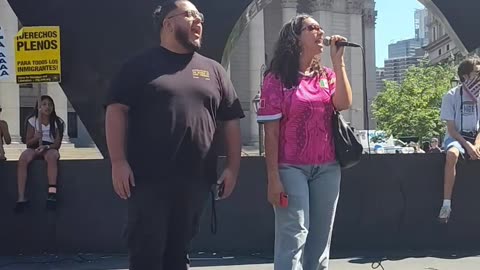Lo que dicen de la migra y la policía en Nueva York.