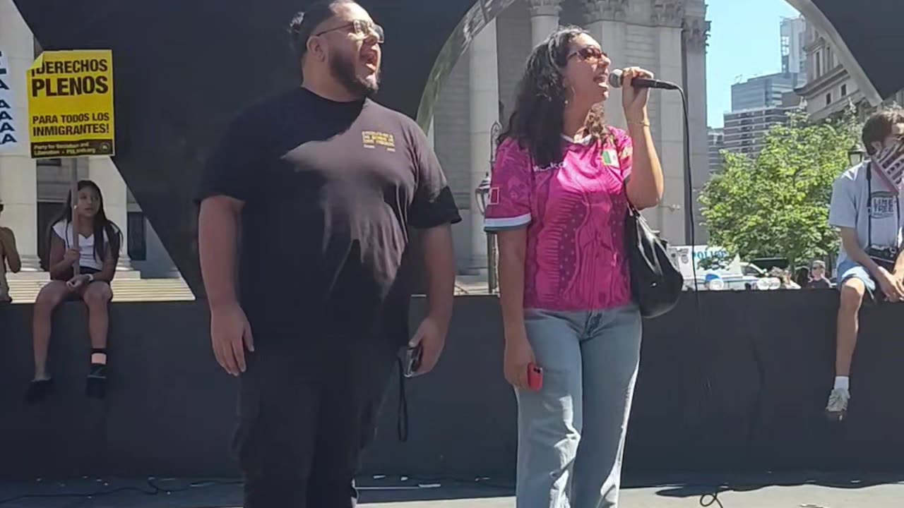 Lo que dicen de la migra y la policía en Nueva York.