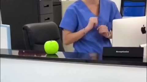 Office Prank Gone Viral: The Apple Illusion That Fooled Everyone