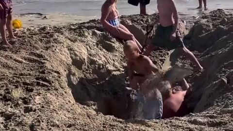 😂🌴 You Won't Believe the Epic Digging Disaster! Sand Fail | FunFM