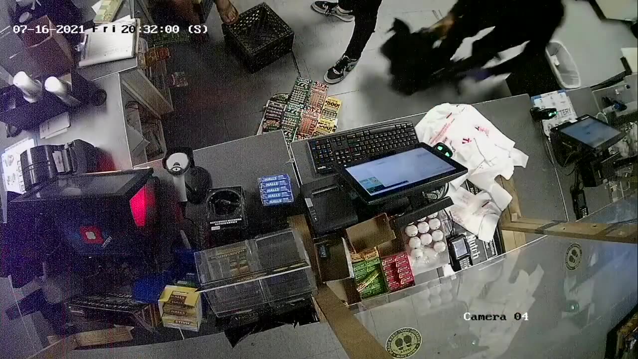 Black Males Armed With a Rifle Rob Liquor Store in Washington D.C.