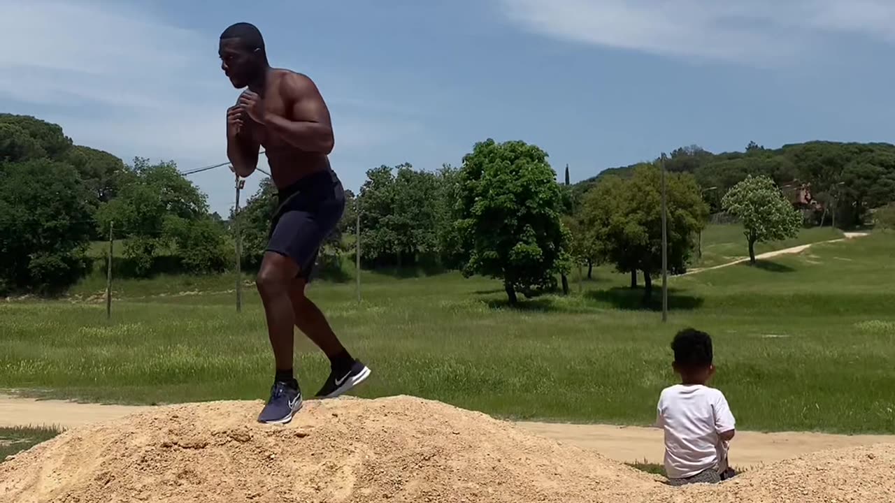 CHECK-HOOK FOOTWORK DRILL THE MOVE THEY NEVER SEE COMING! 🥊