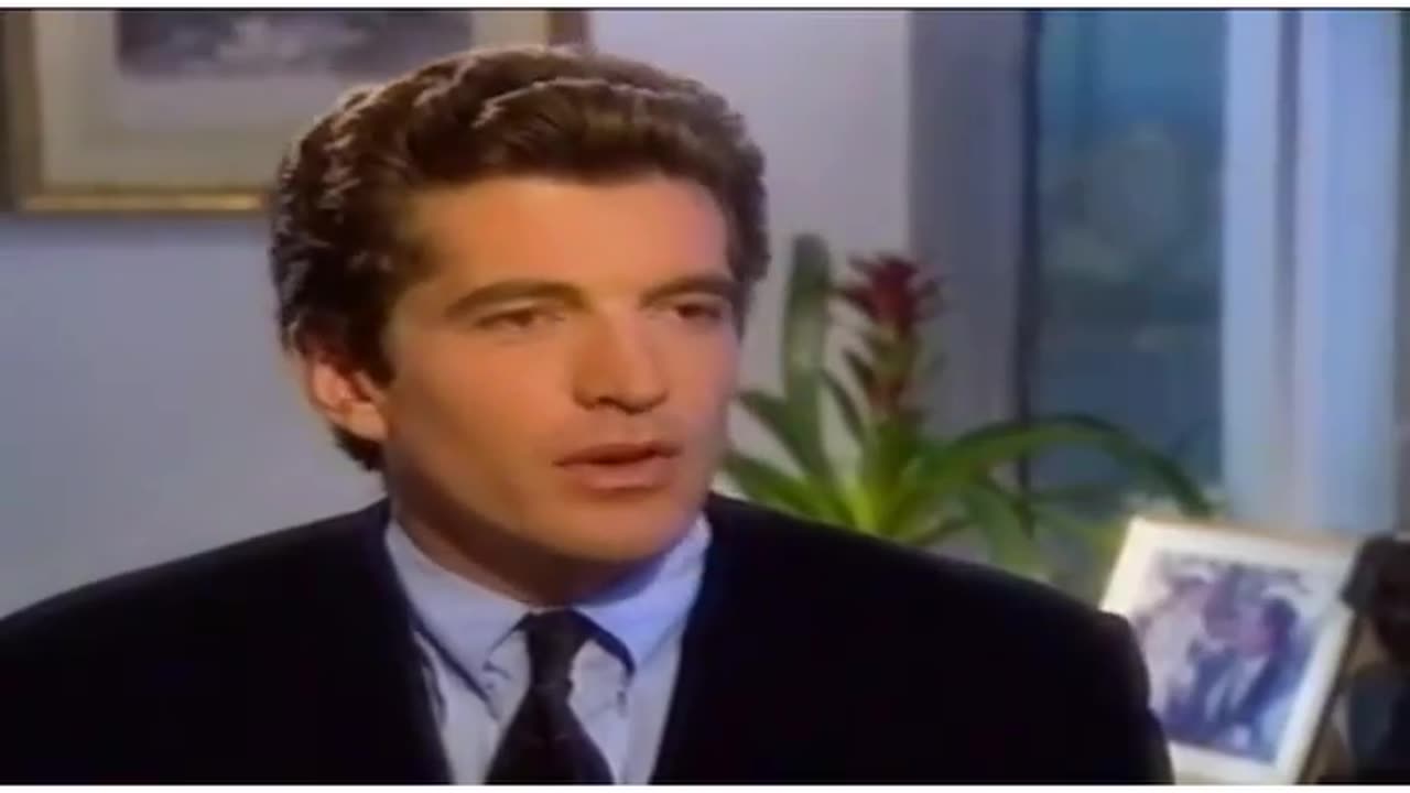 ᶠᵃⁿˢ JFK JR. - 1995 Barbara Walters interviews JFK Jr to talk about GEORGE