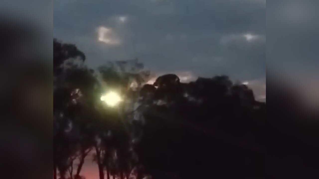 UFO Appears to Land in Argentina