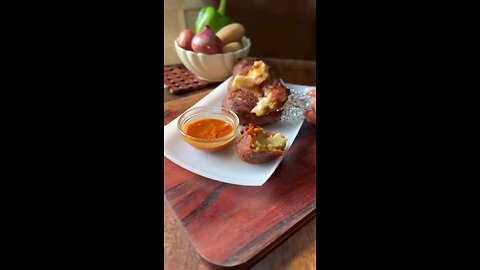 Cheesy Potato Lollipop