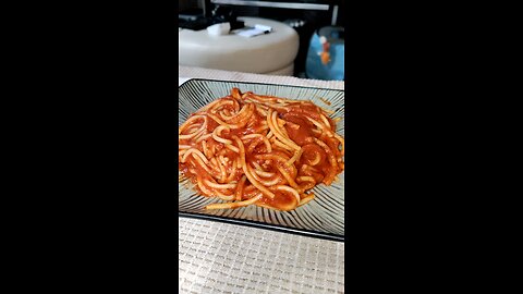 Eating Mueller's Pot-Sized Thin Spaghetti, Dbn, MI, 6/10/25