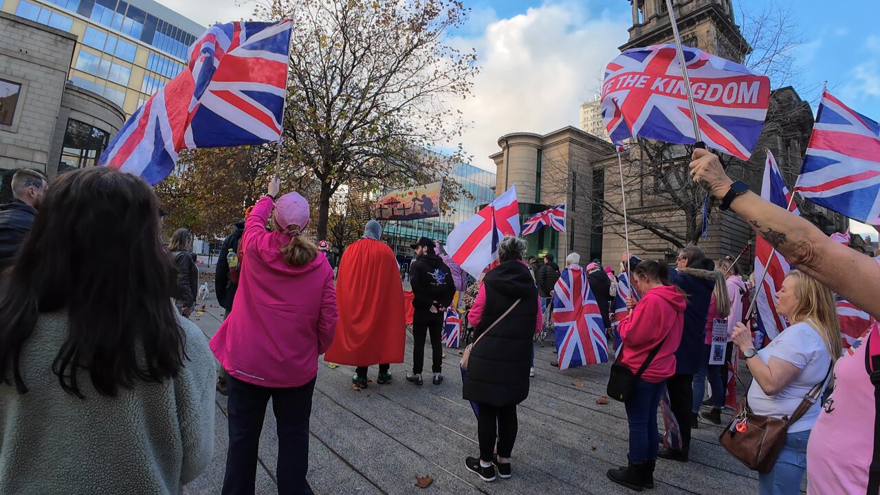 Newcastle Migrant Protest - Sat. 08/11/25 - 'Two shiners & a broken sneck' series