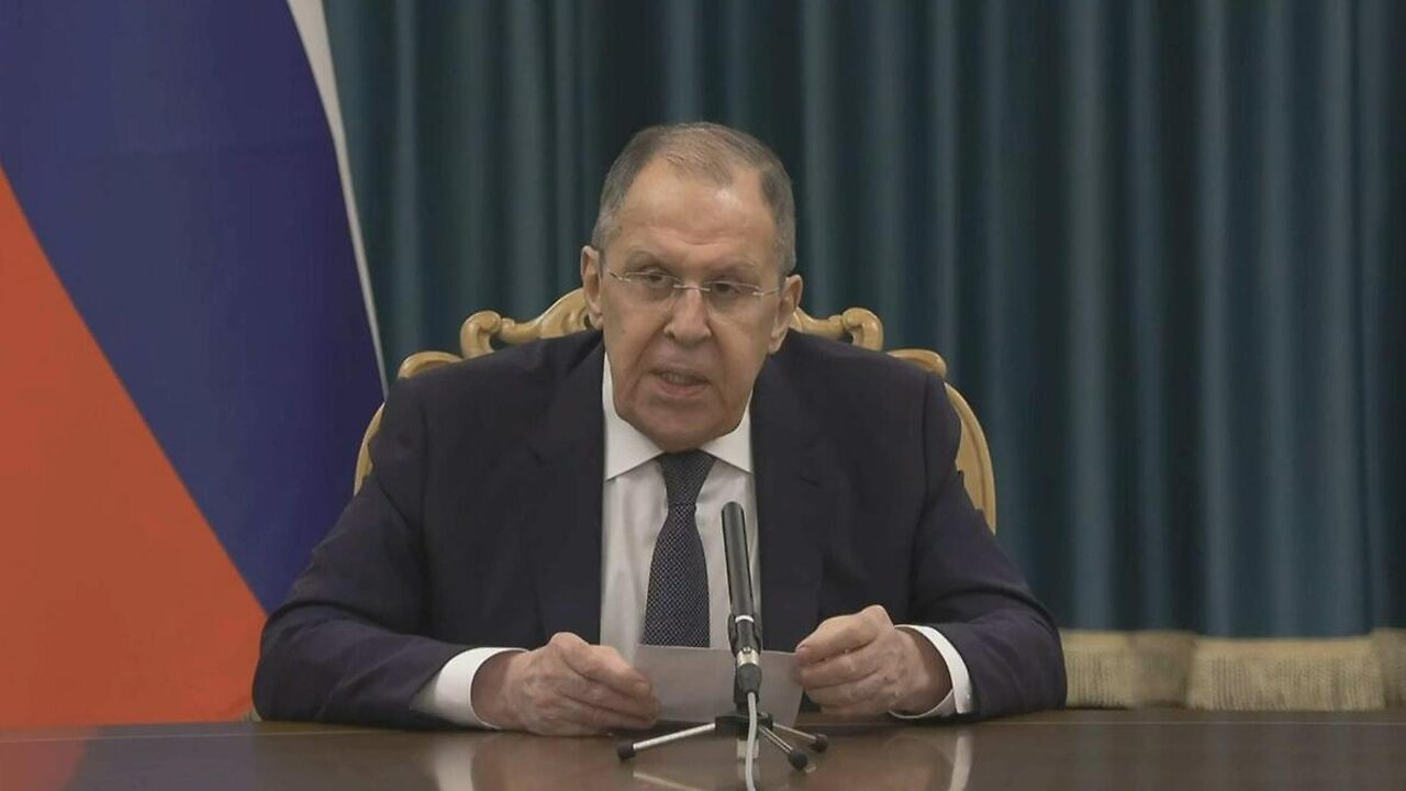 LIVE: Lawrow spricht auf Jugendforum „Landschaft der Bedeutungen“