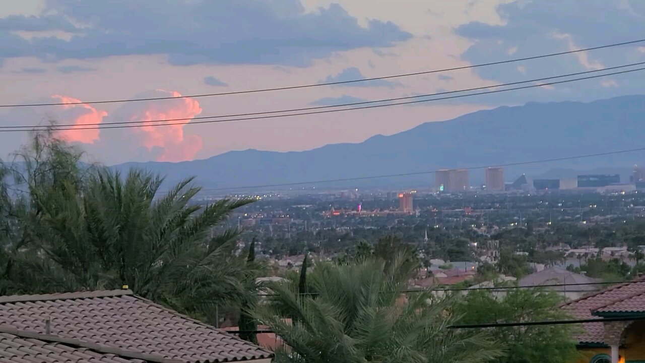 Did you see tonight's Las Vegas sunset? Check THIS out! 06.04.2025 #follow #lasvegas #travel #gaming