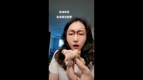 Marine Blue Yeonsei Milk Chocolate Cream Mukbang