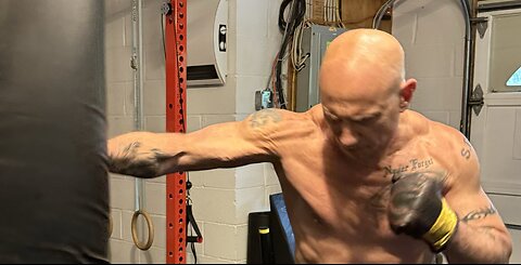 Kettlebells: Technique of the Week- Loaded Carries and Pushups