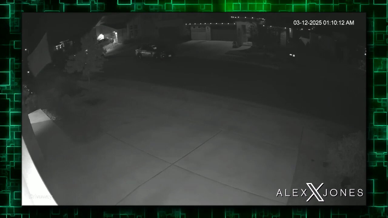 Watch SWAT Team Raid Infowars Host Chase Geiser's Home At 1AM