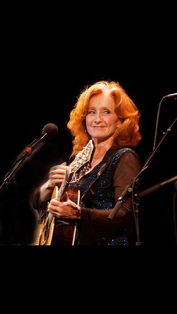 Highlights Of Bonnie Raitt ~ Used To Rule The World