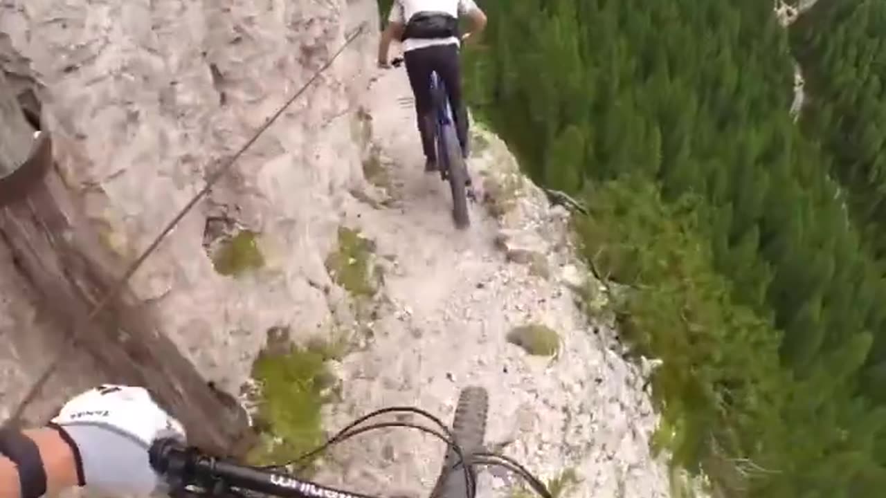 aw hell no! Would you ride a bike here?