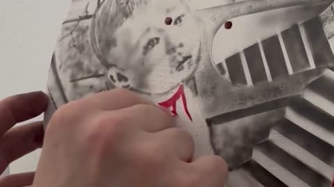 Labyrinth Airbrush Painting on Skateboard