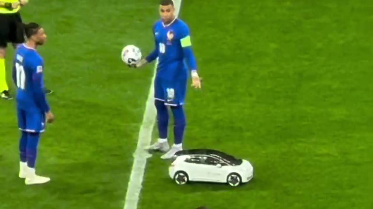 When you’re up against 𝒑𝒂𝒓𝒌 𝒕𝒉𝒆 𝒃𝒖𝒔... literally